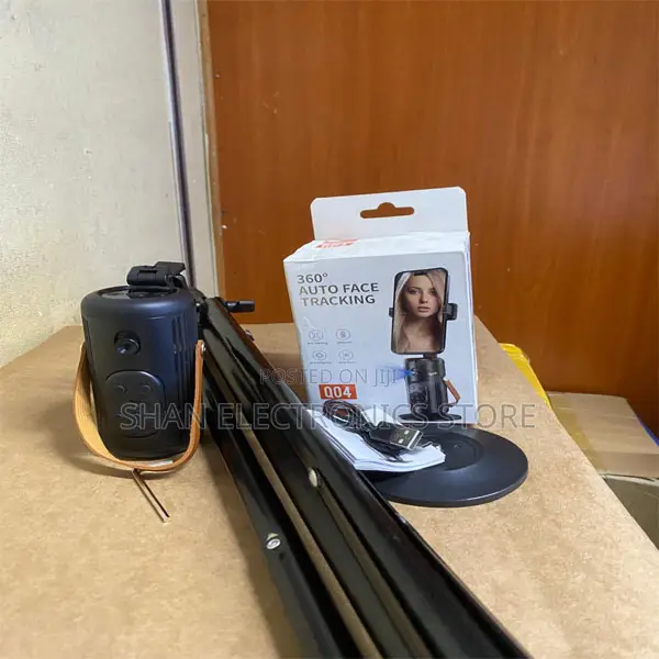 360° Auto Face Tracking Smart Phone Holder