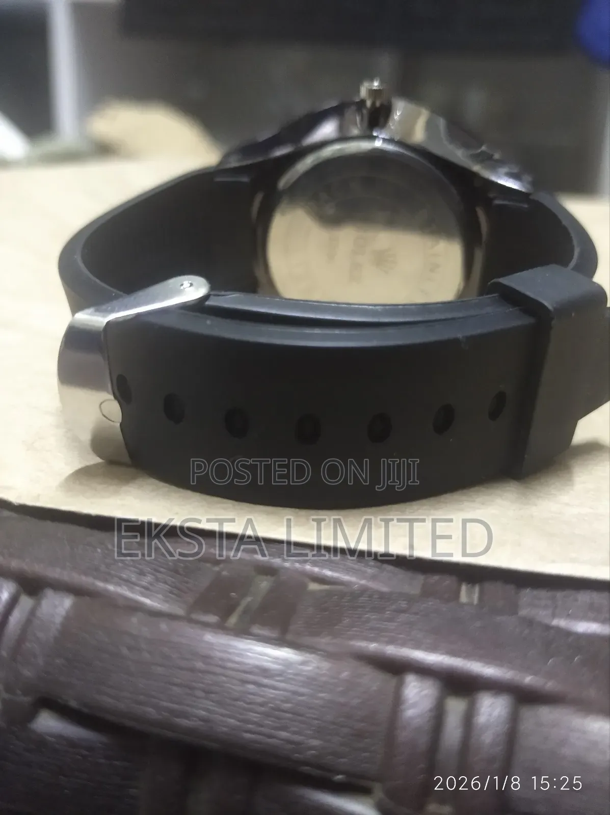 Generic Rolex Rubber Strap Watch That Shows Date
