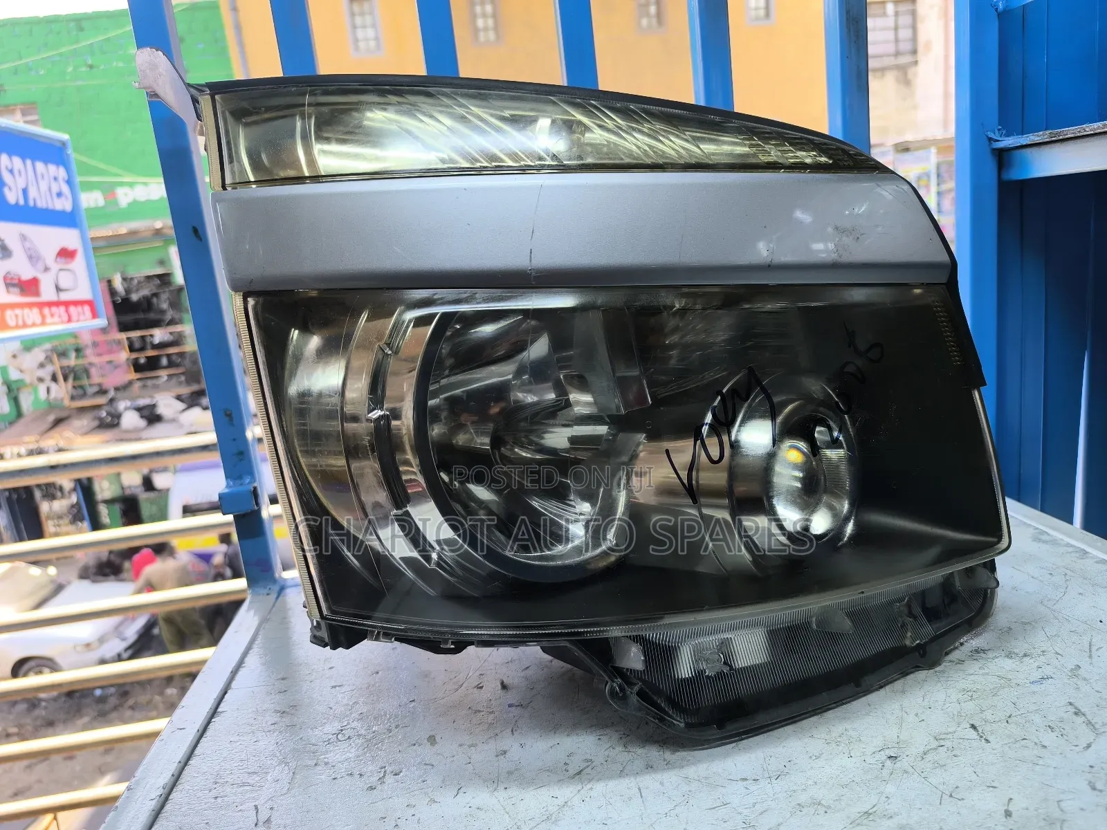 Voxy 2008 Non Xenon Headlights