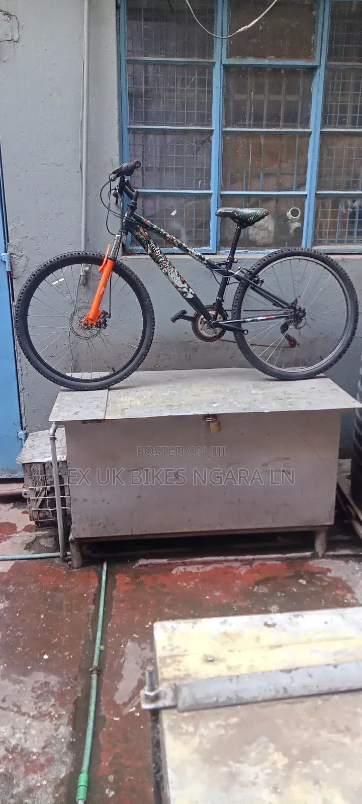 Ex Uk Size 26 Apollo Interzone Mountain Bike