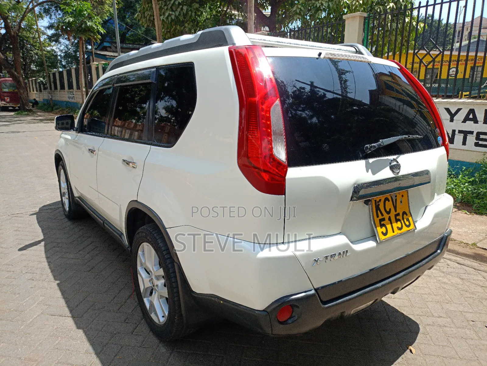 Nissan X-Trail 2.0 Petrol XE 2012 White