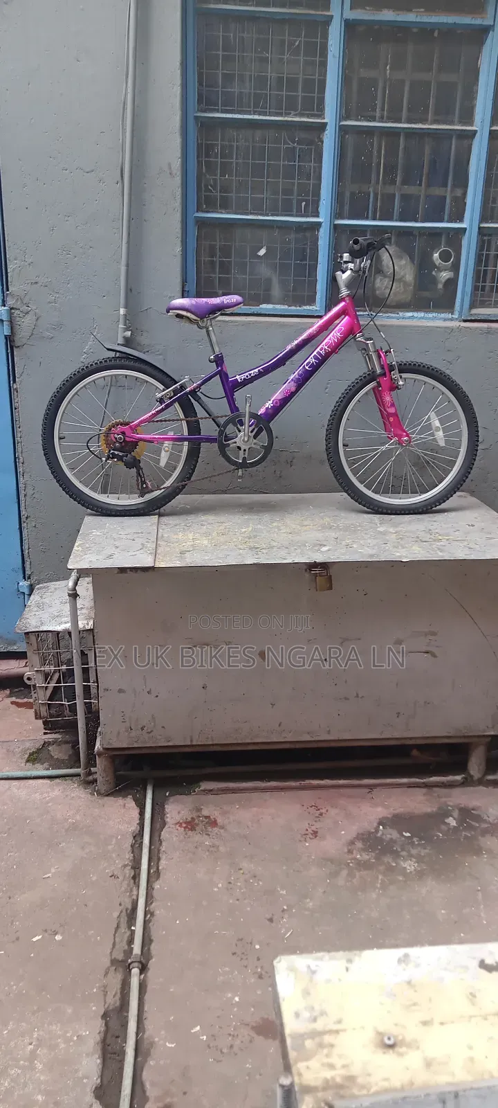Ex Uk Size 20 MTB for 6-7 Yr Old