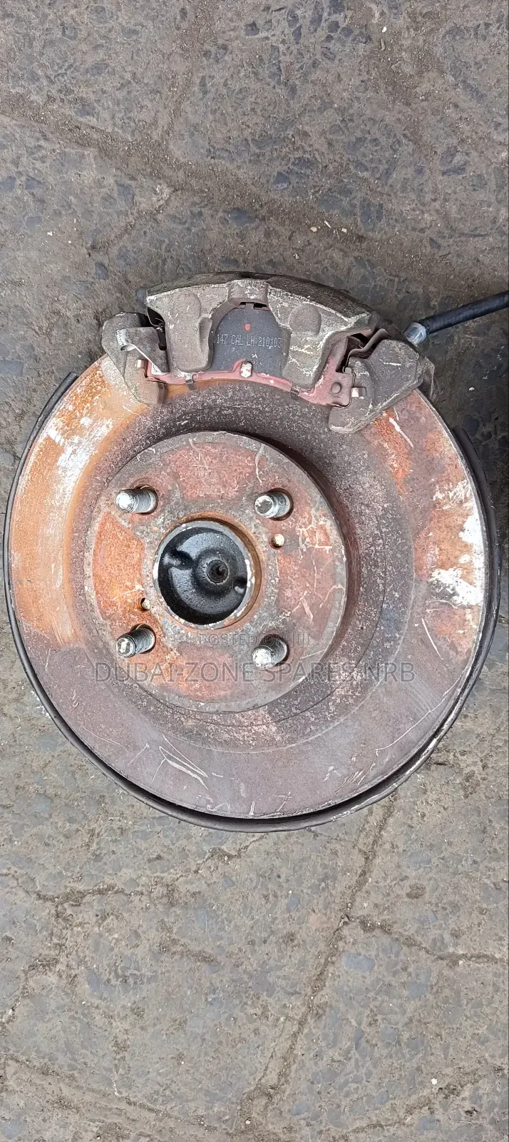 2-Rear Wheel Hubs Complete Disk Type Toyota Ae100, G-Touring.