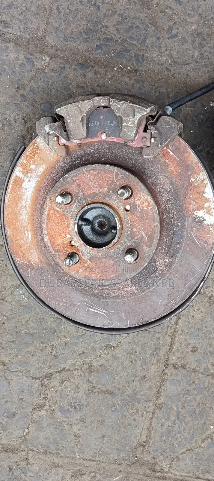 2-Rear Wheel Hubs Complete Disk Type Toyota Ae100, G-Touring.