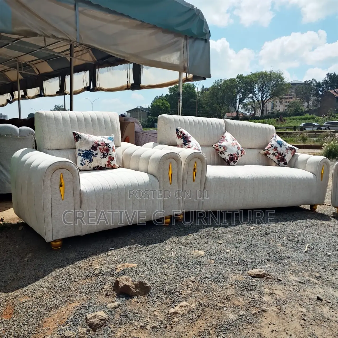 Luxury and Bouncy 5-Seater Sofa Set