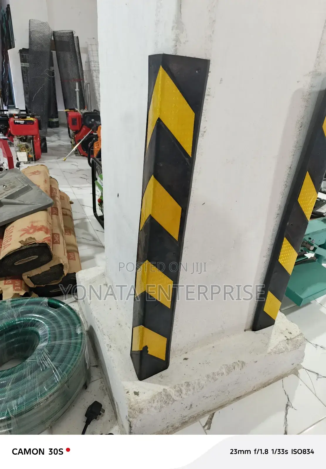 Rubber Wall Protector/ Reflective Corner Guard