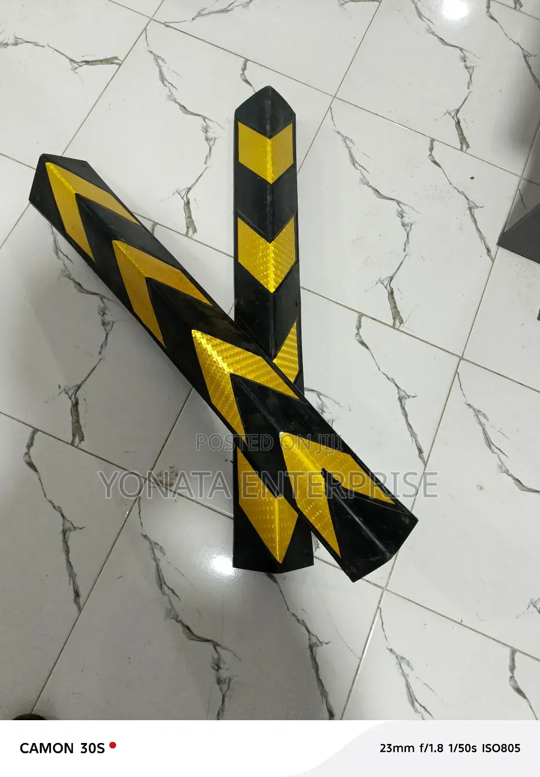 Corner Edge Protector/ Rubber Corner Guard Available
