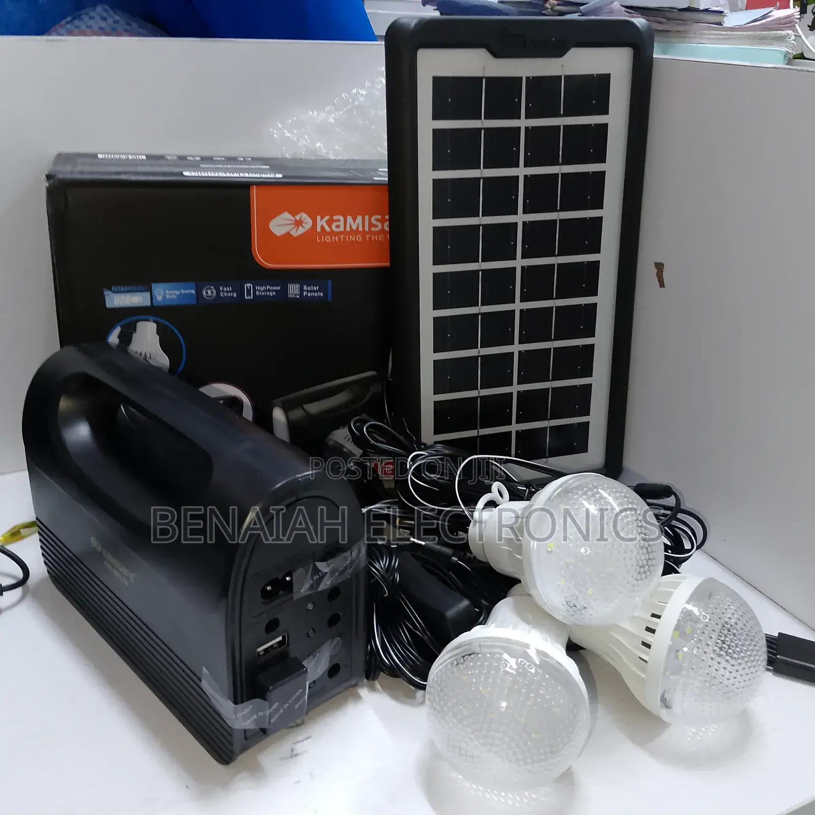 Kamisafe Lighting Kit 3bulbs, Solar Lighting System Phone Charger