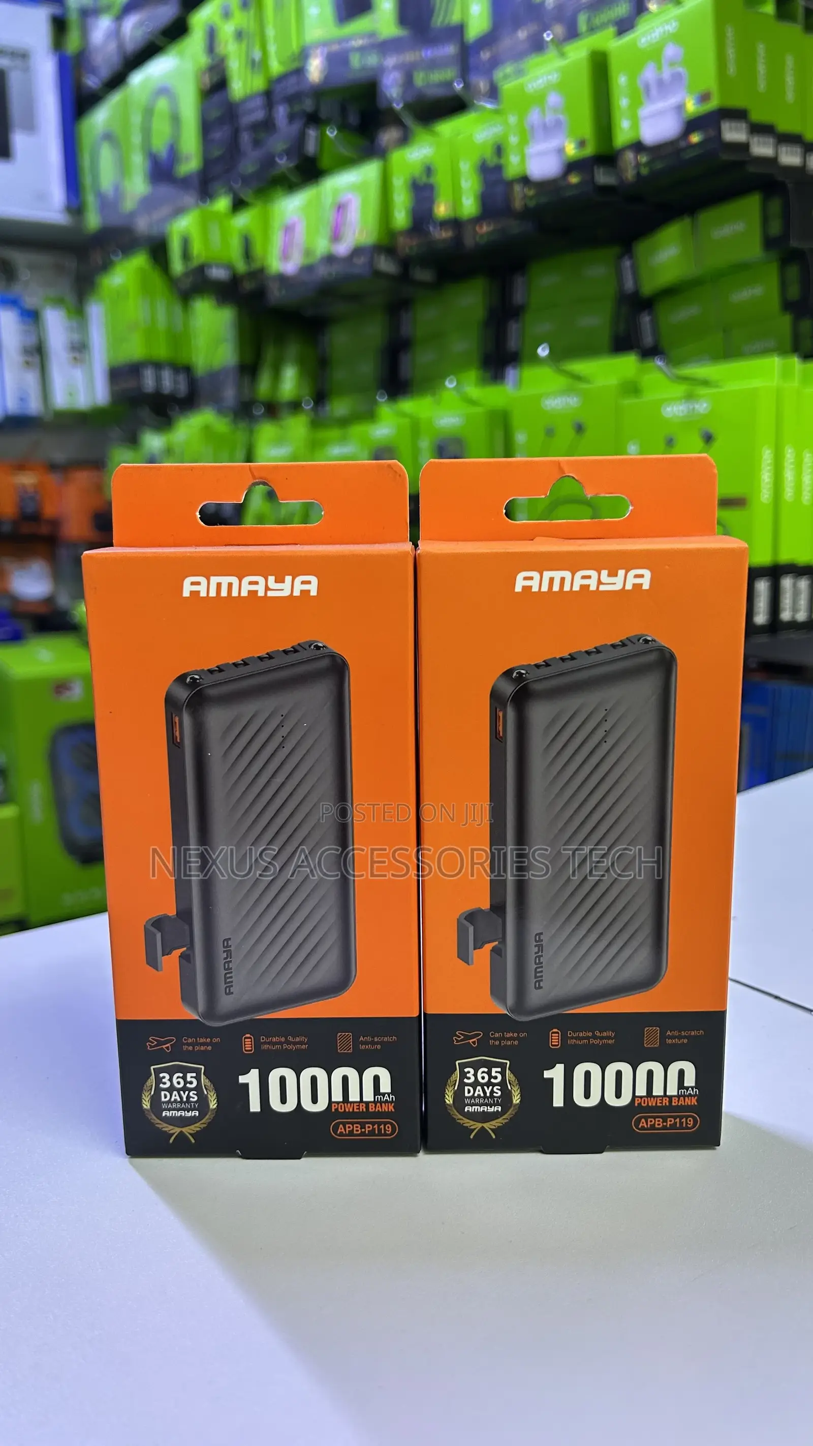 Amaya Apb‐P119 10000mah Power Bank – Built‐In Usb C + Lightning