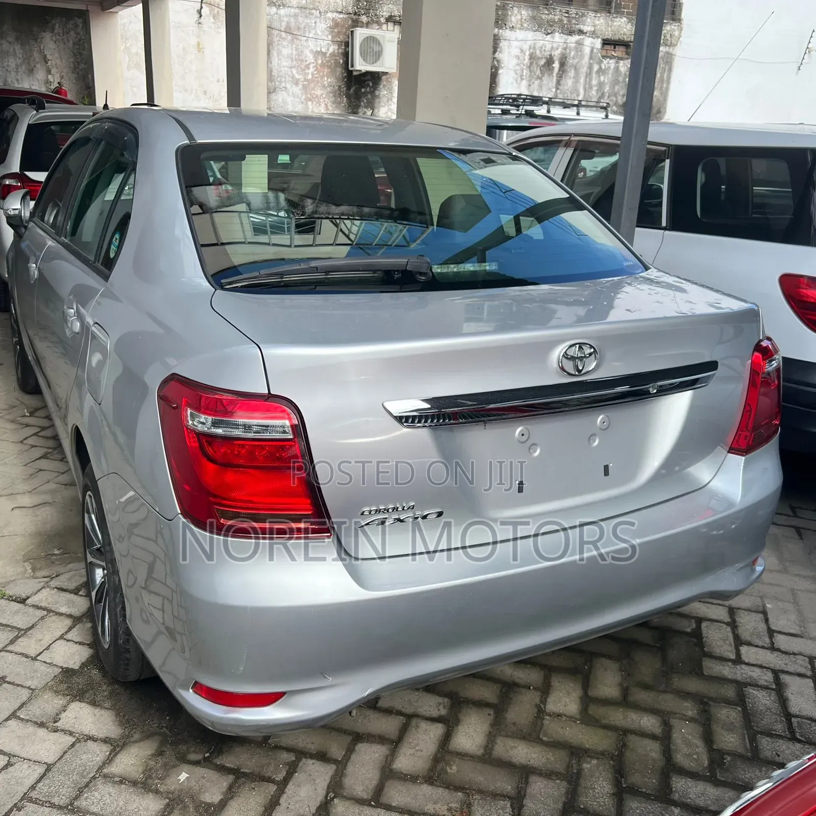 Toyota Axio 2018 Silver