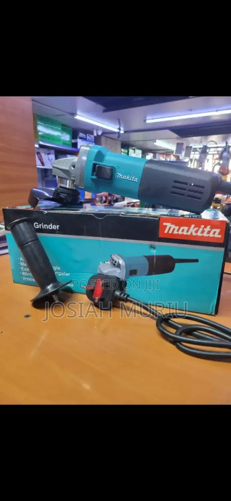 Makita 4.5" Angle Grinder