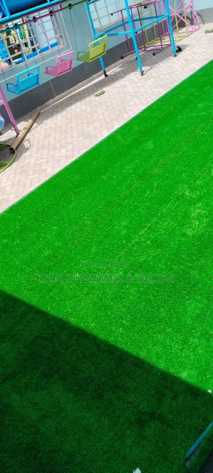 Artificial Green Grass Carpets in School Areas