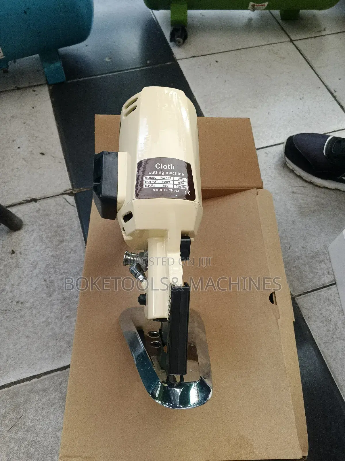 Electric Corded Cloth Cutting Machine