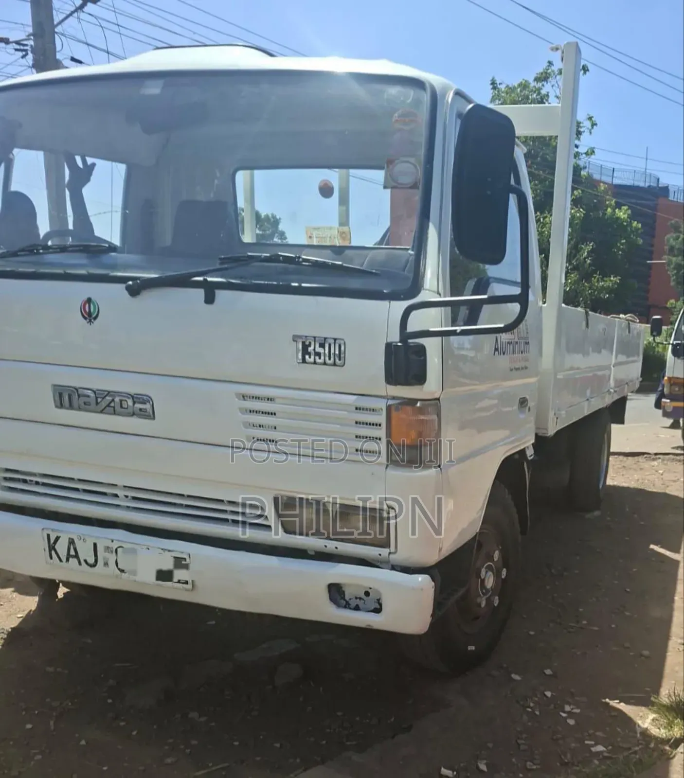 Mazda T3500 Like Canter