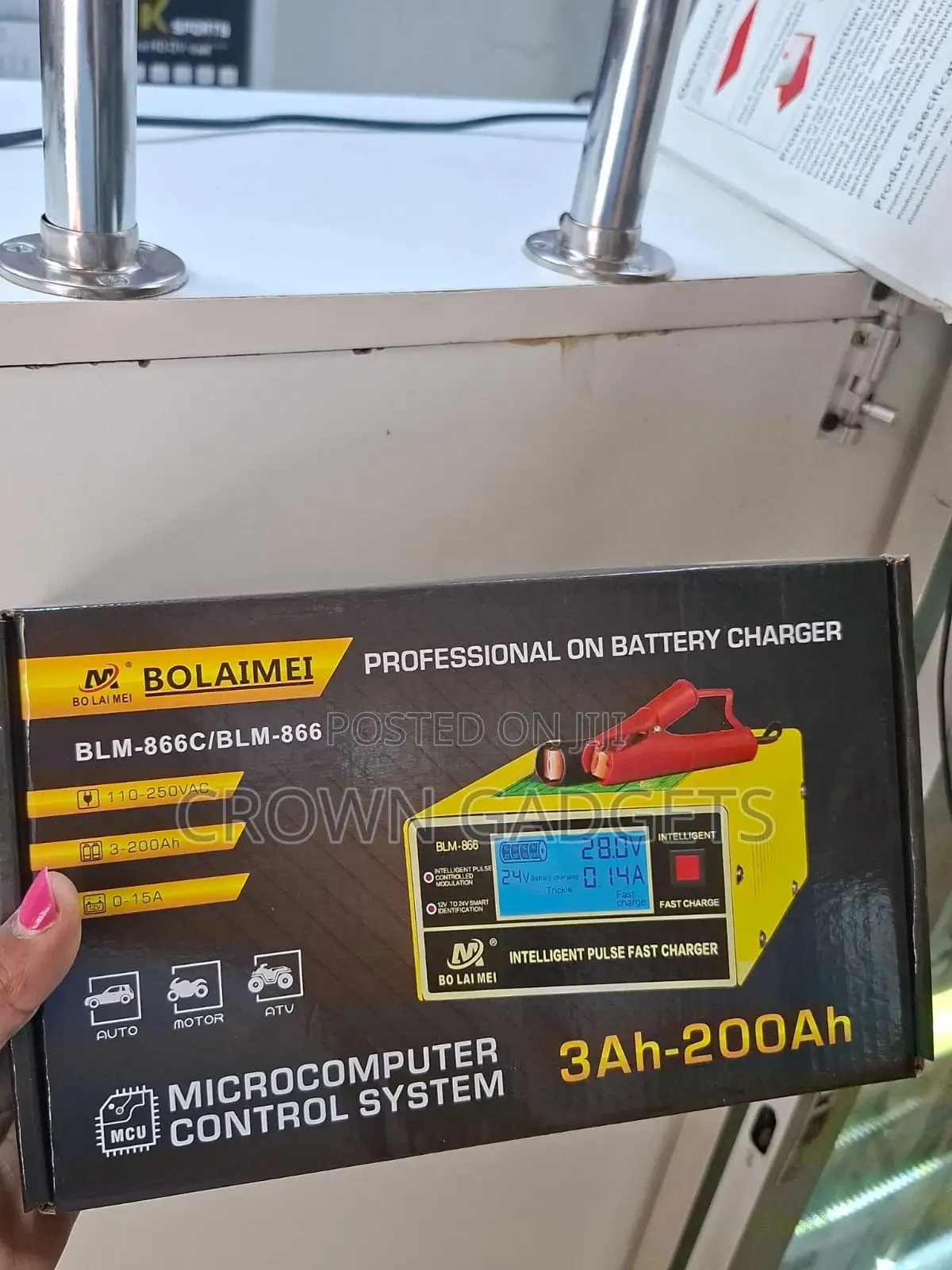 Intelligent Battery Charger BLM-866c With Safety Protections