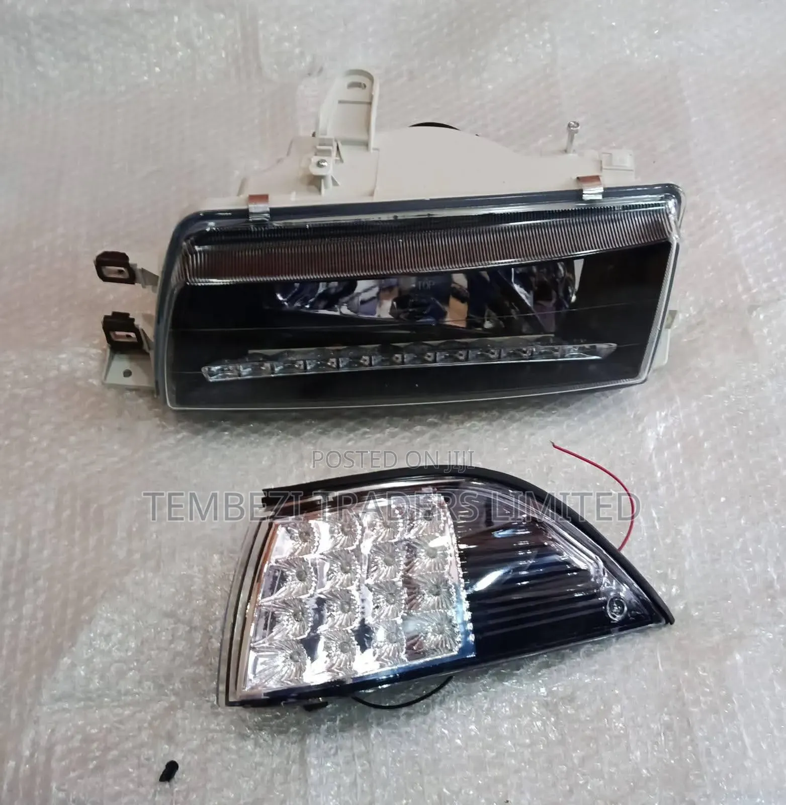 Aftermarket Headlights Toyota Corolla 91