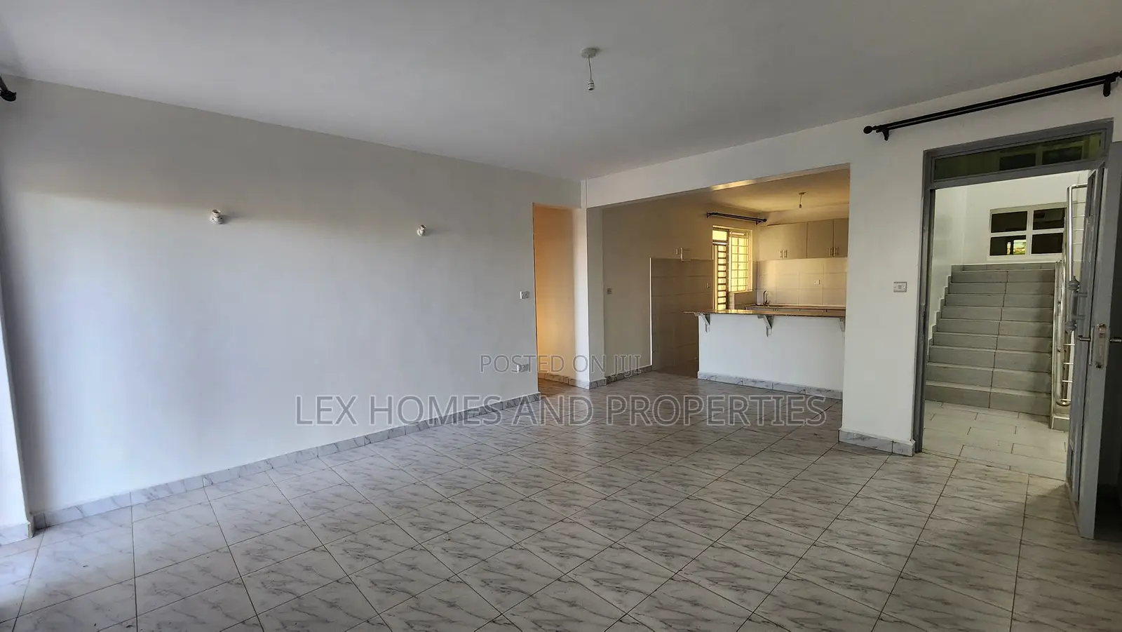 3bdrm Apartment in NkaiMurunya for rent
