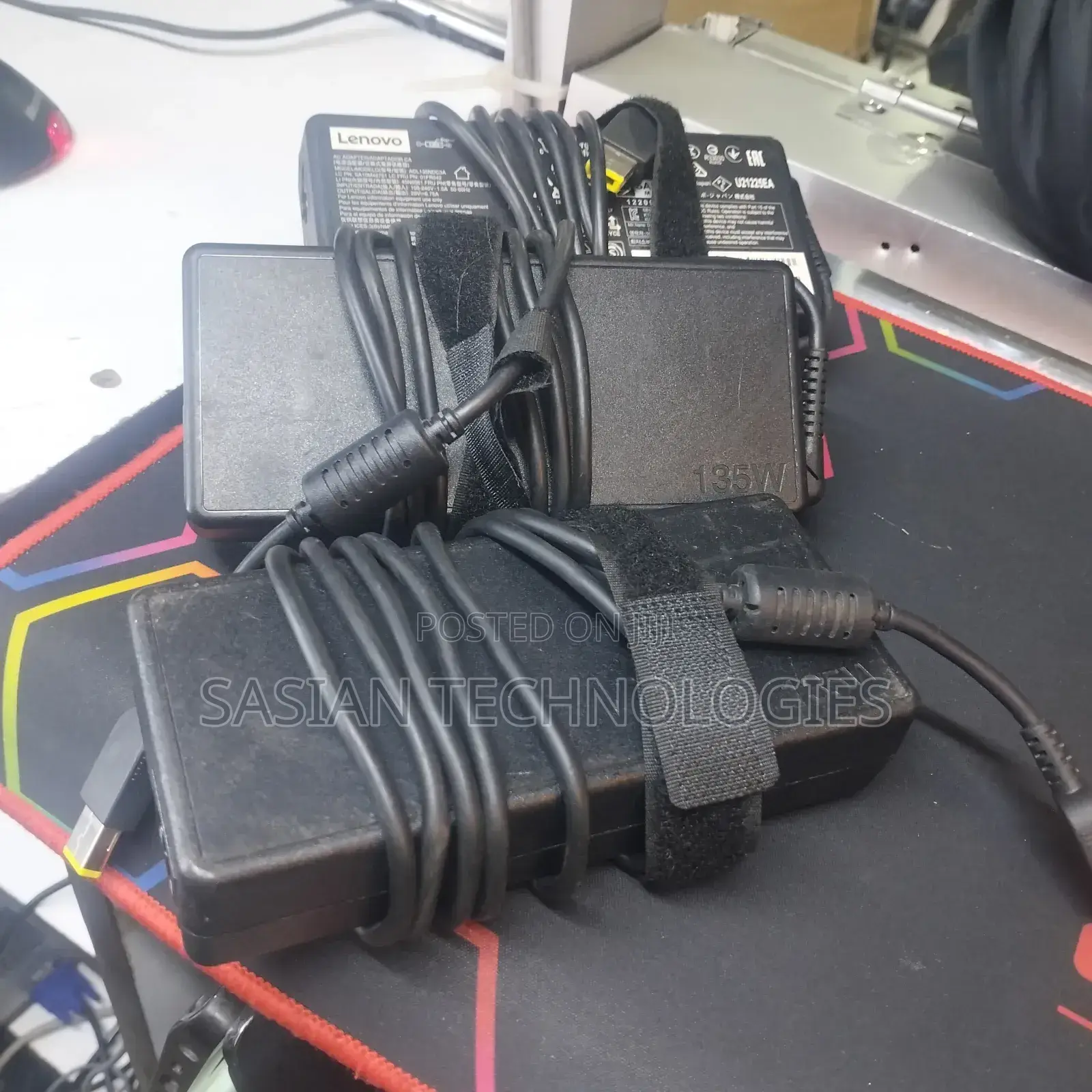 Lenovo Usb 135 Watts Adapter