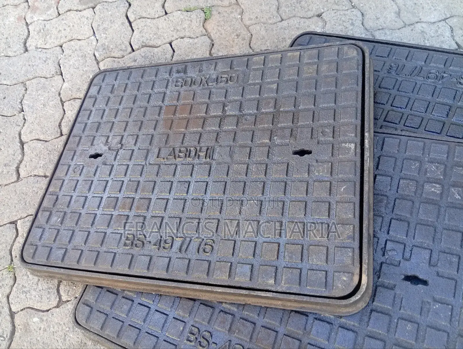 Manhole Fitting Manhole Cover 450by 600 Cast Iron New