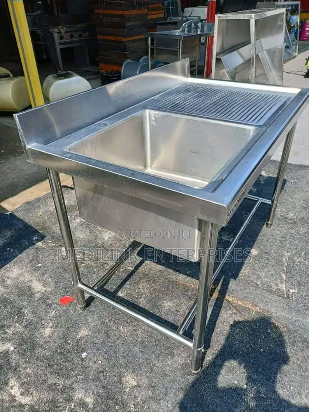 Customized Kitchen Stainless Steel Sinks