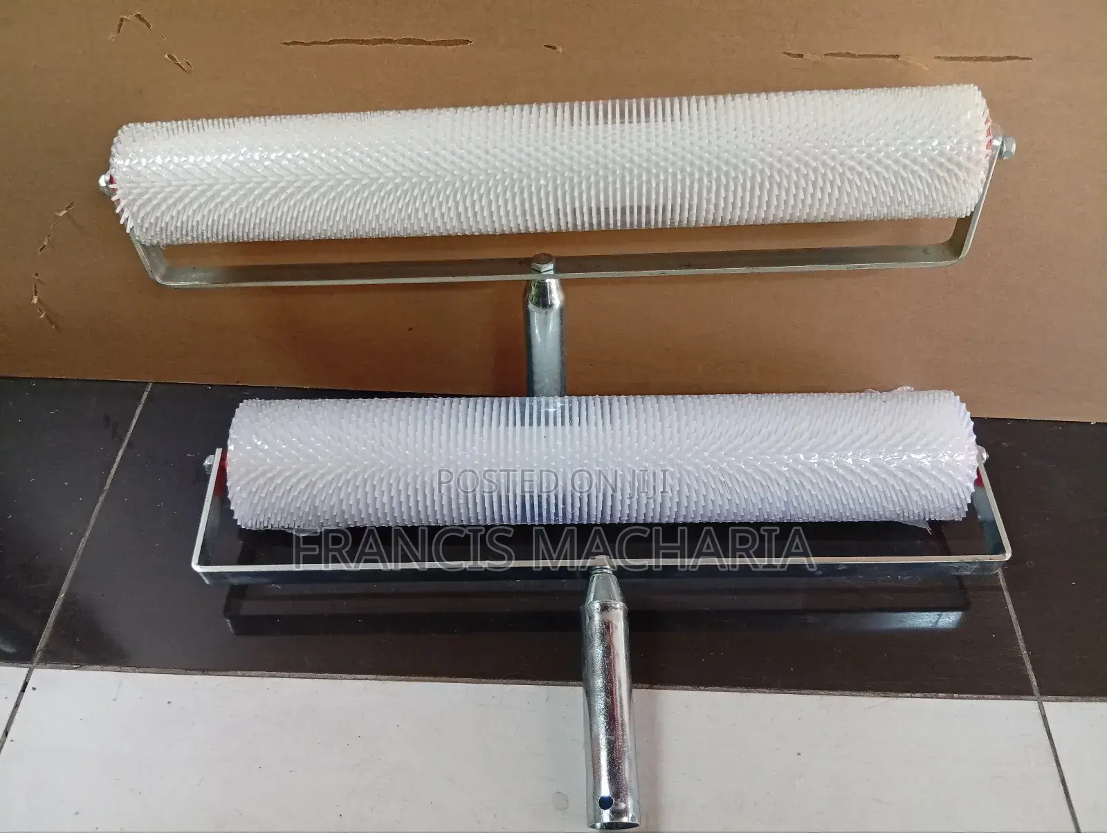 9" Spiked Roller