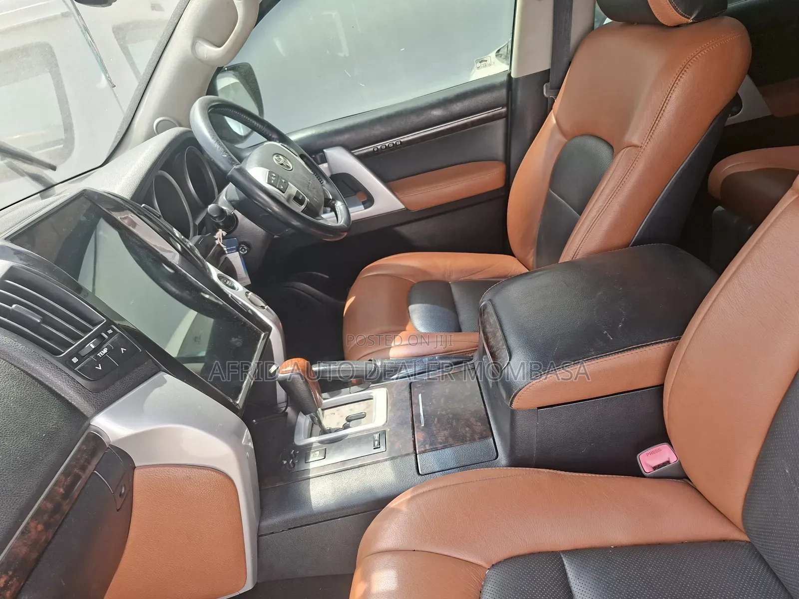 Toyota Land Cruiser 2012 Black