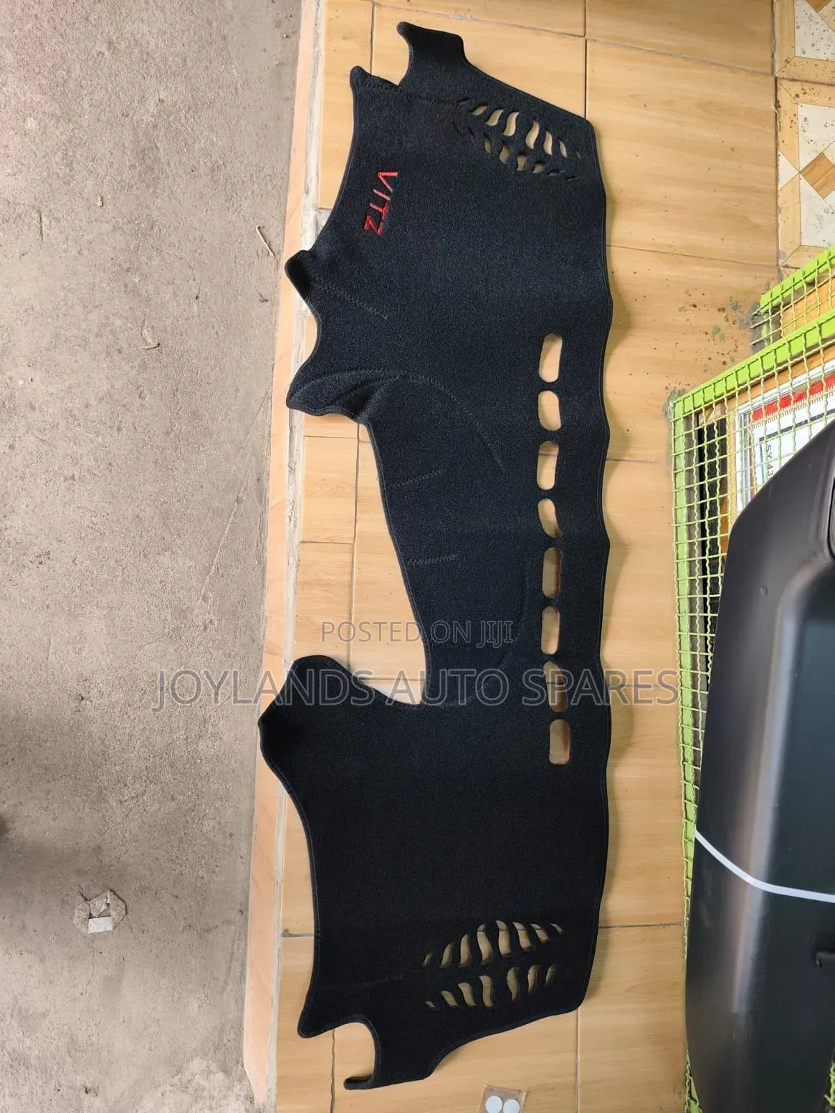 Vitz 2005/2010 Dashboard Cover Black