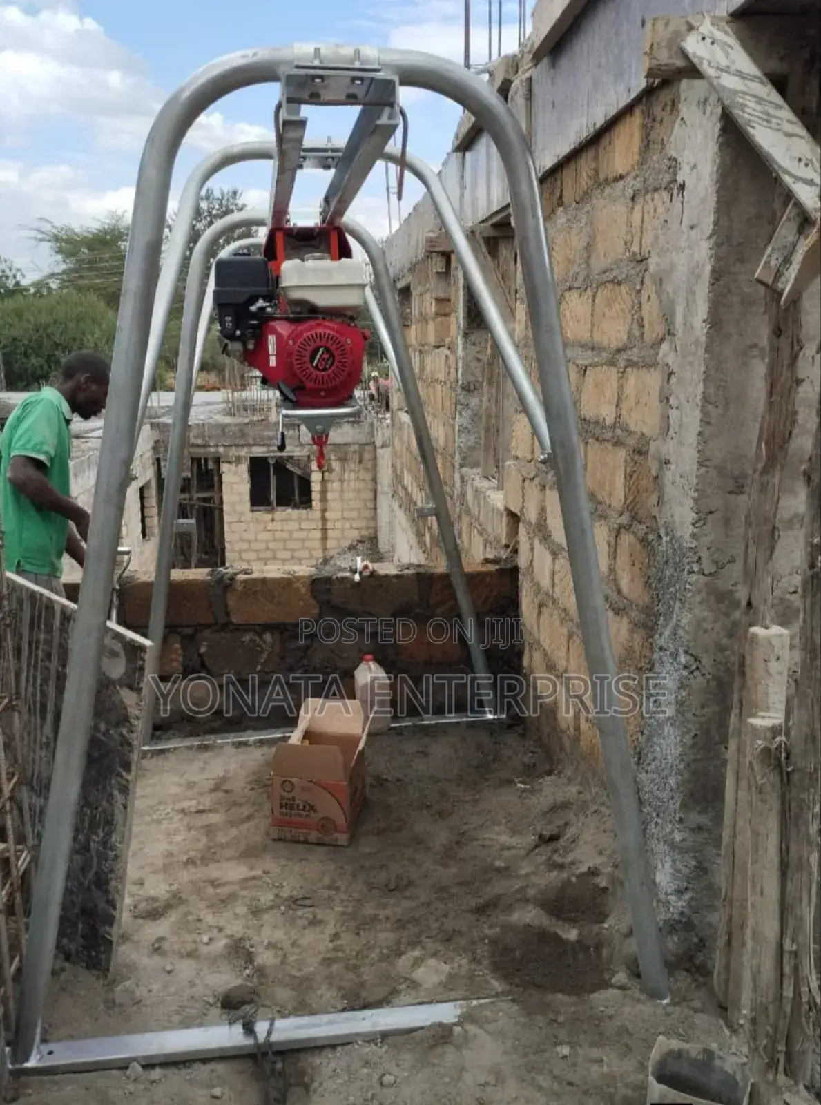 Lori 1t Concrete Hoist With Honda Gx270 Engine