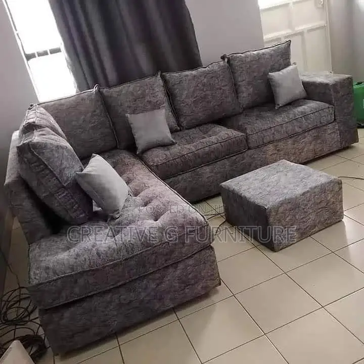 Elegant Home Conner Seat