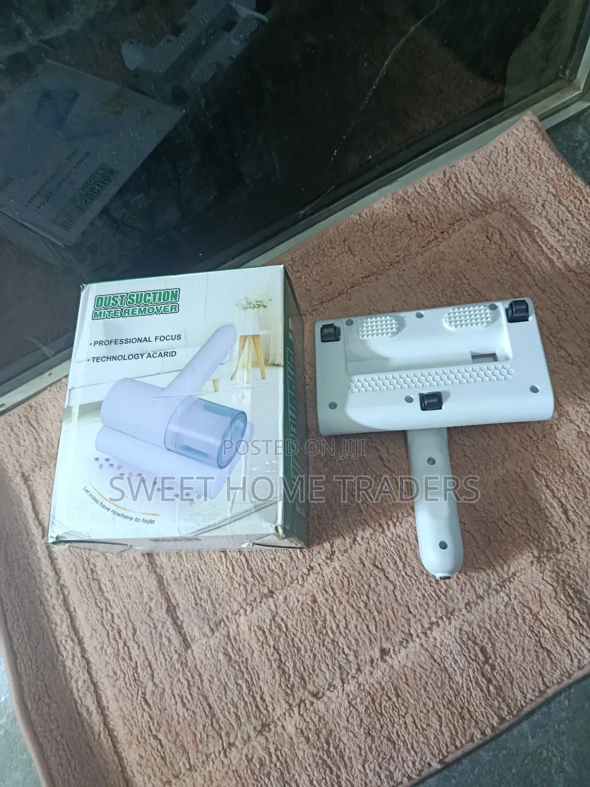 Handheld Vacuum Cleaner/Mite Remover
