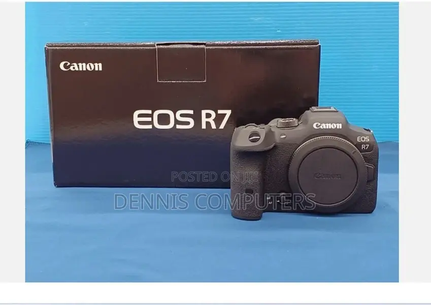 Canon Eos R7 Body