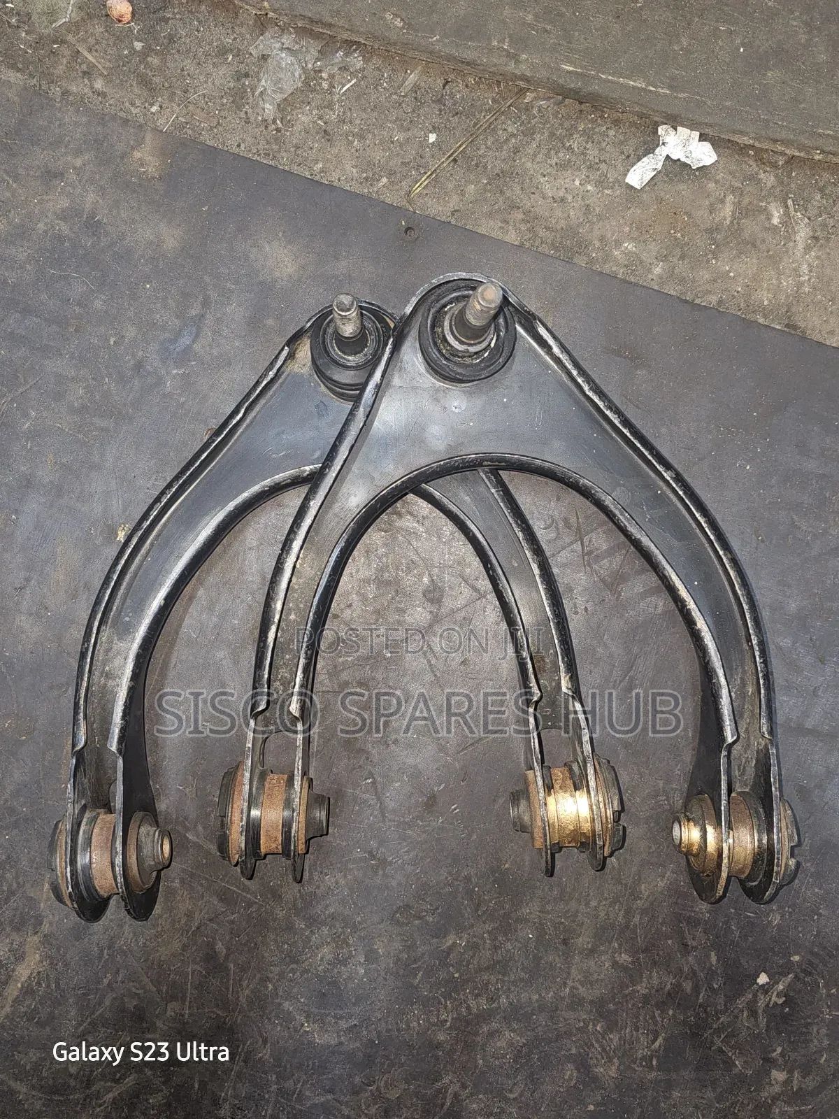 Upper Arms Toyota Crown 2wd