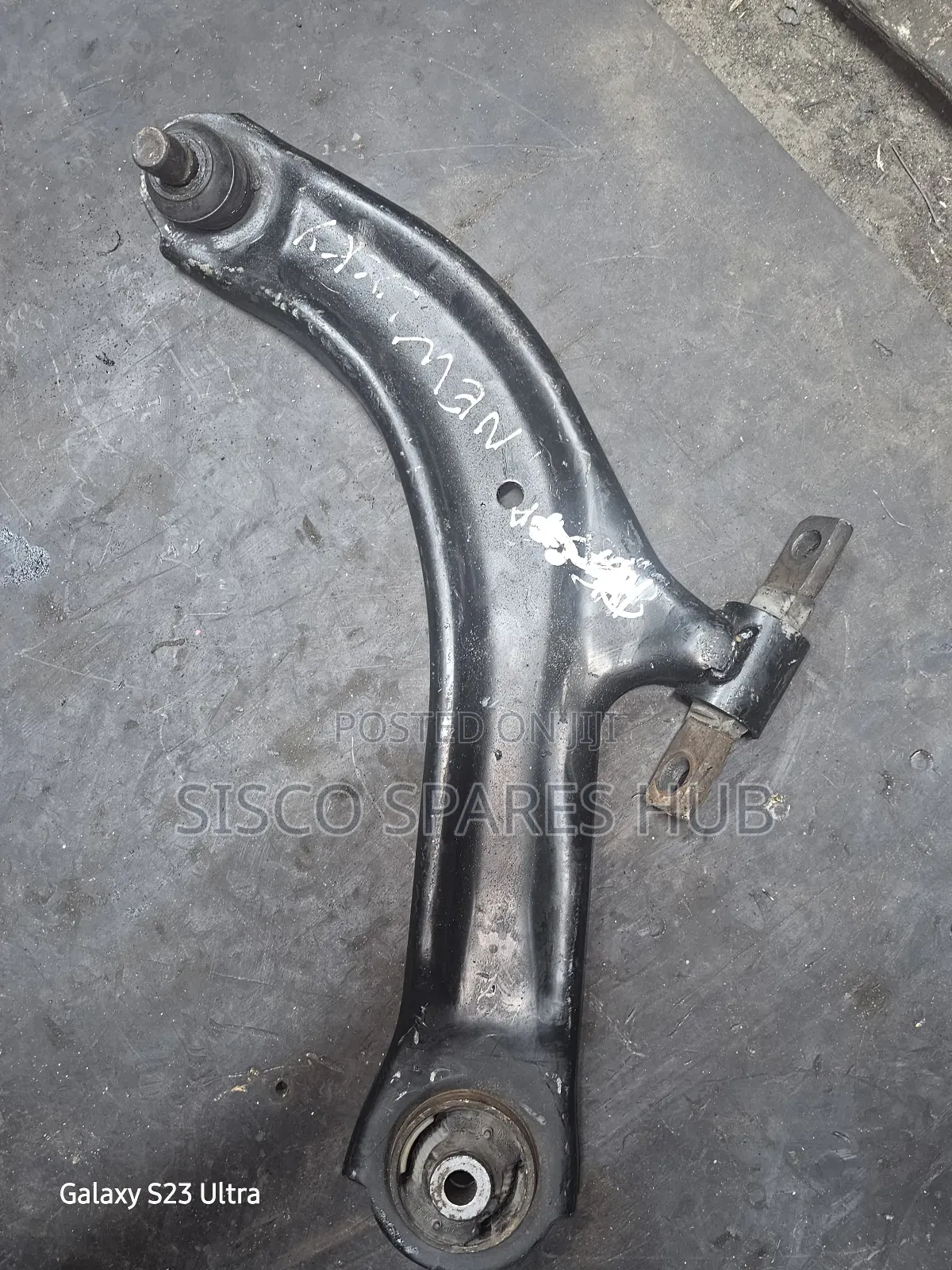Arm Nissan Serena