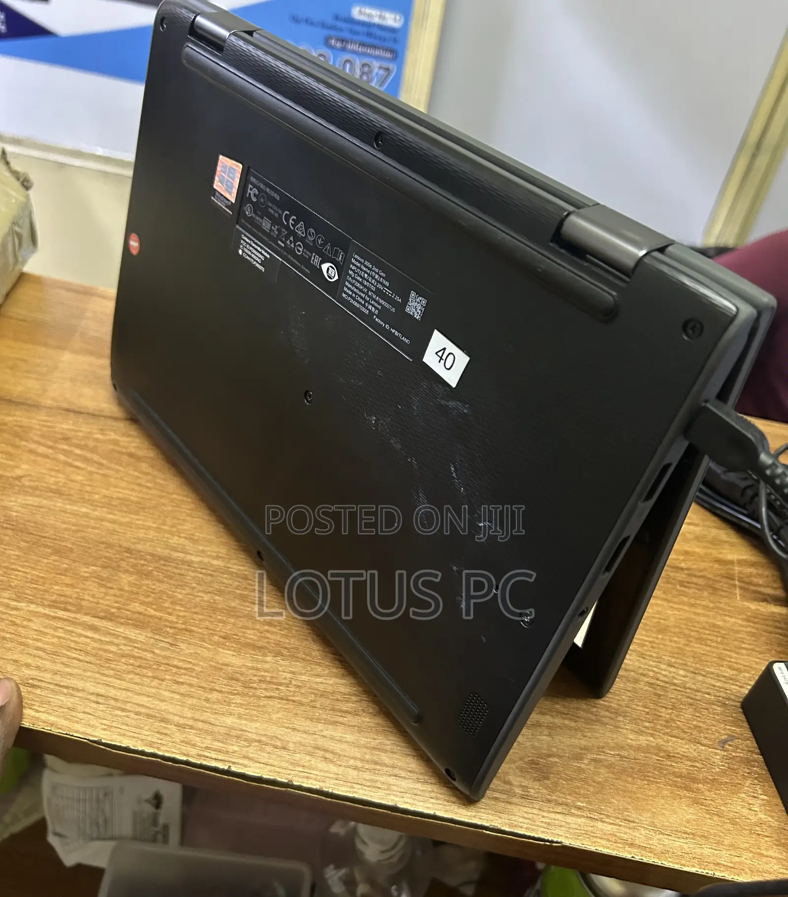 Laptop Lenovo Chromebook C330 4GB Intel Celeron SSD 128GB