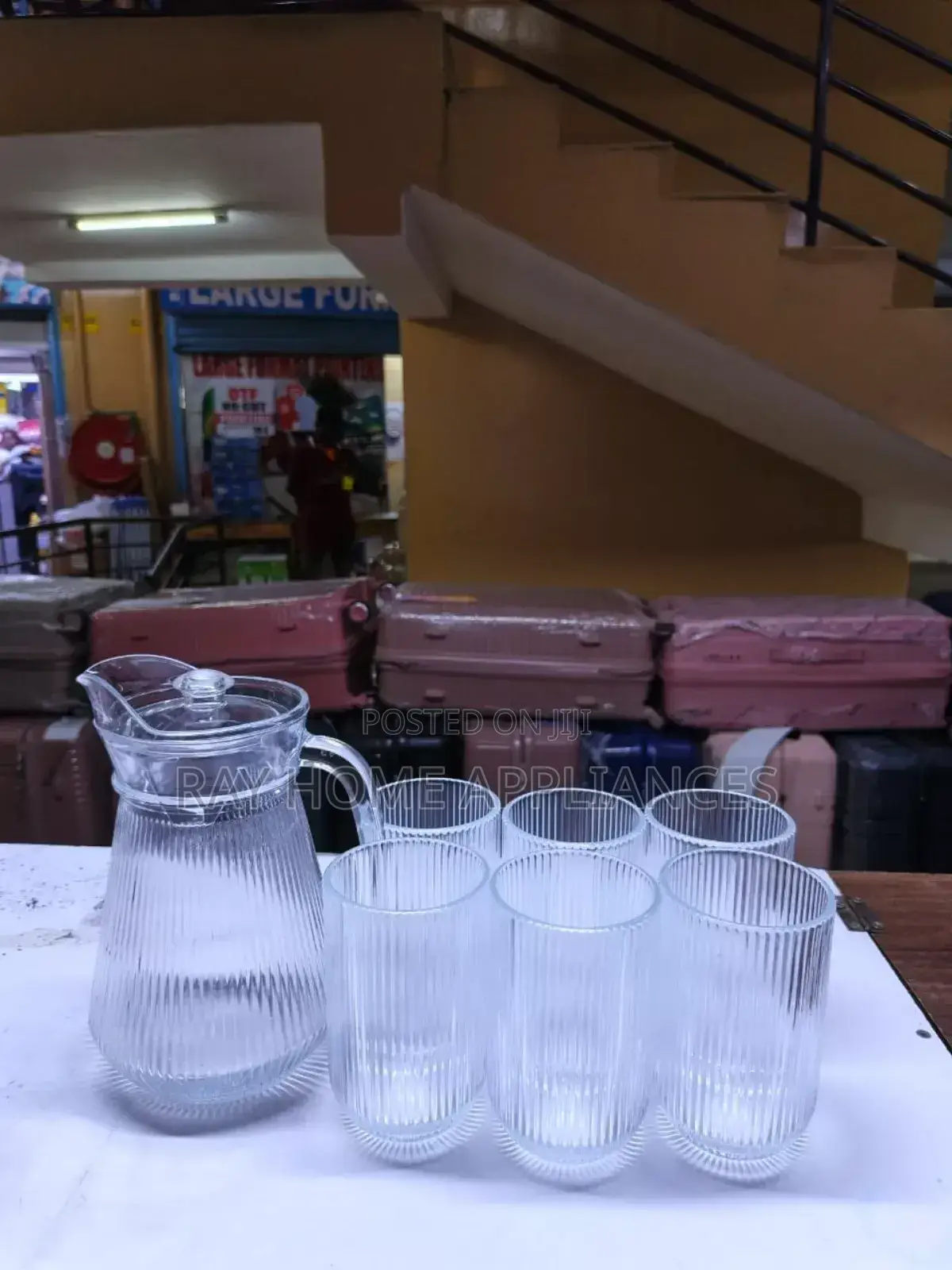 7pcs Quality Jug Set 1.3 L Jug
440 Ml Glasses
