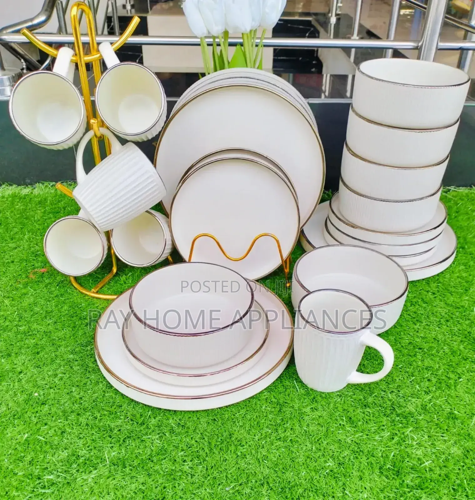24 Pieces Gold Rimmed Trendy Dinner Sets