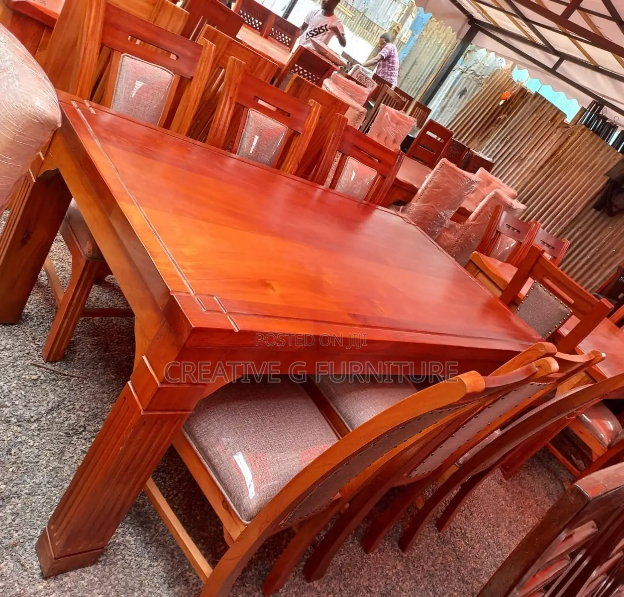 Modern 6-Seater Mahogany Dining Table Set