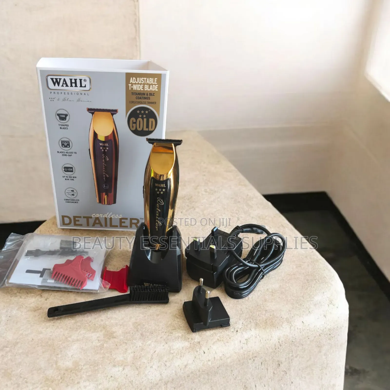 Detailer Gold Colour