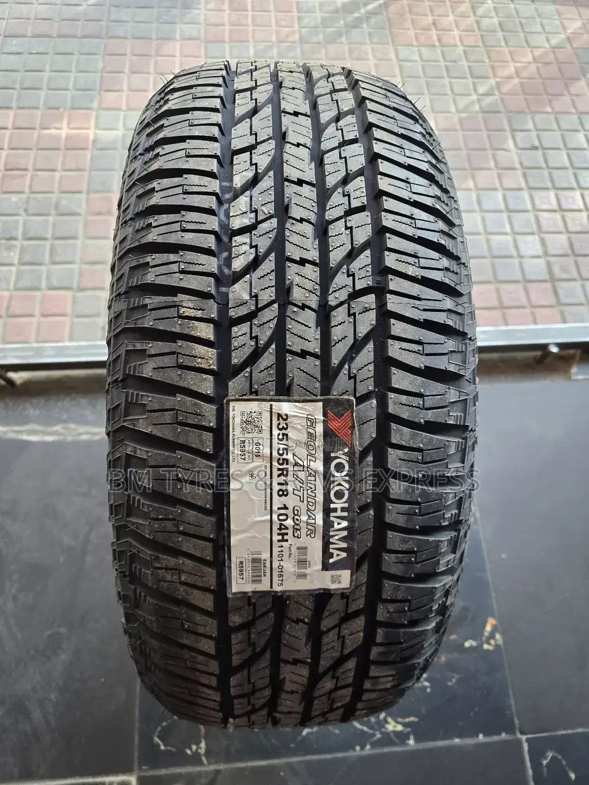 235 /55 R18 Yokohama Tyres (G015) Thailand.