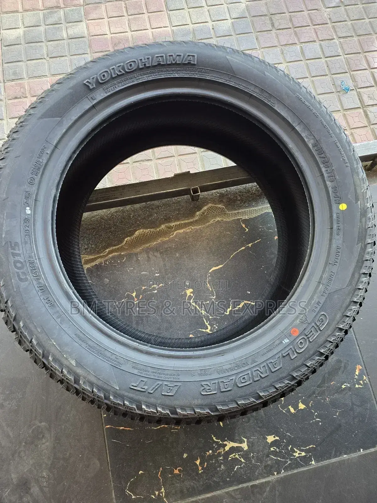 235 /55 R18 Yokohama Tyres (G015) Thailand.