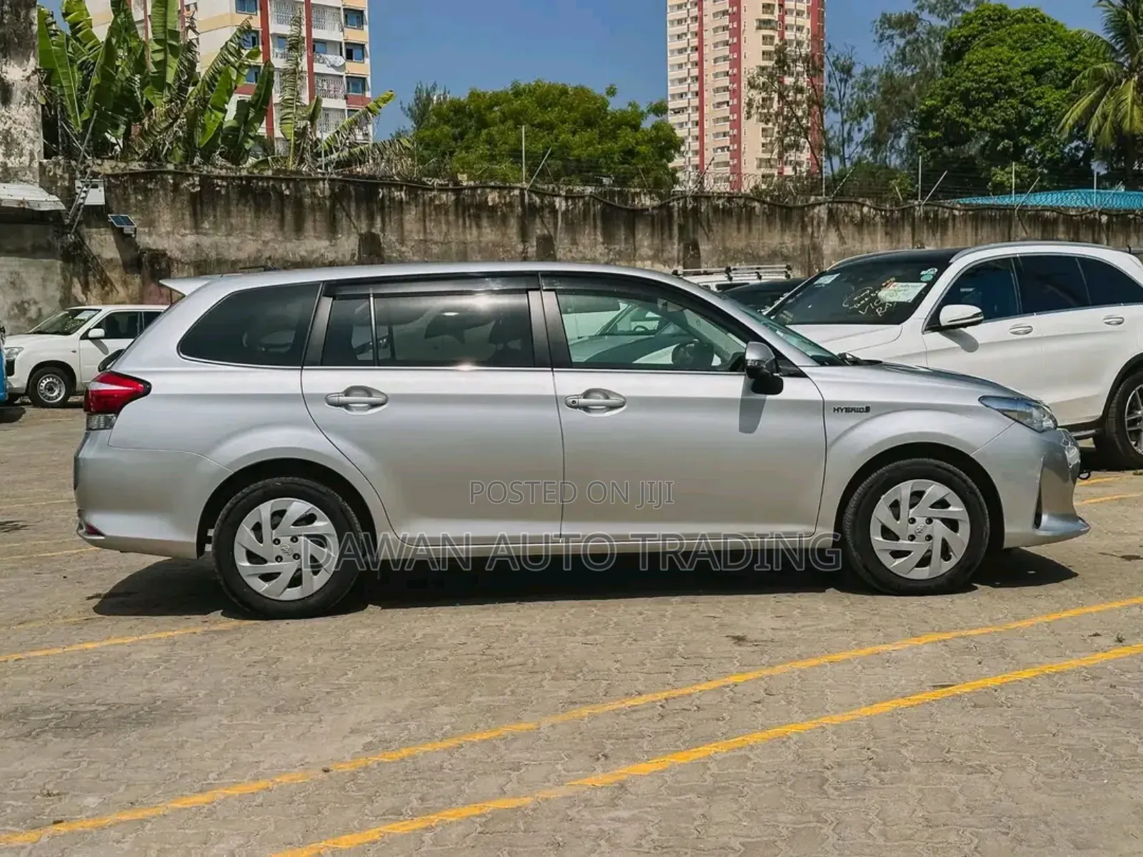 Toyota Corolla Fielder 2019 Silver