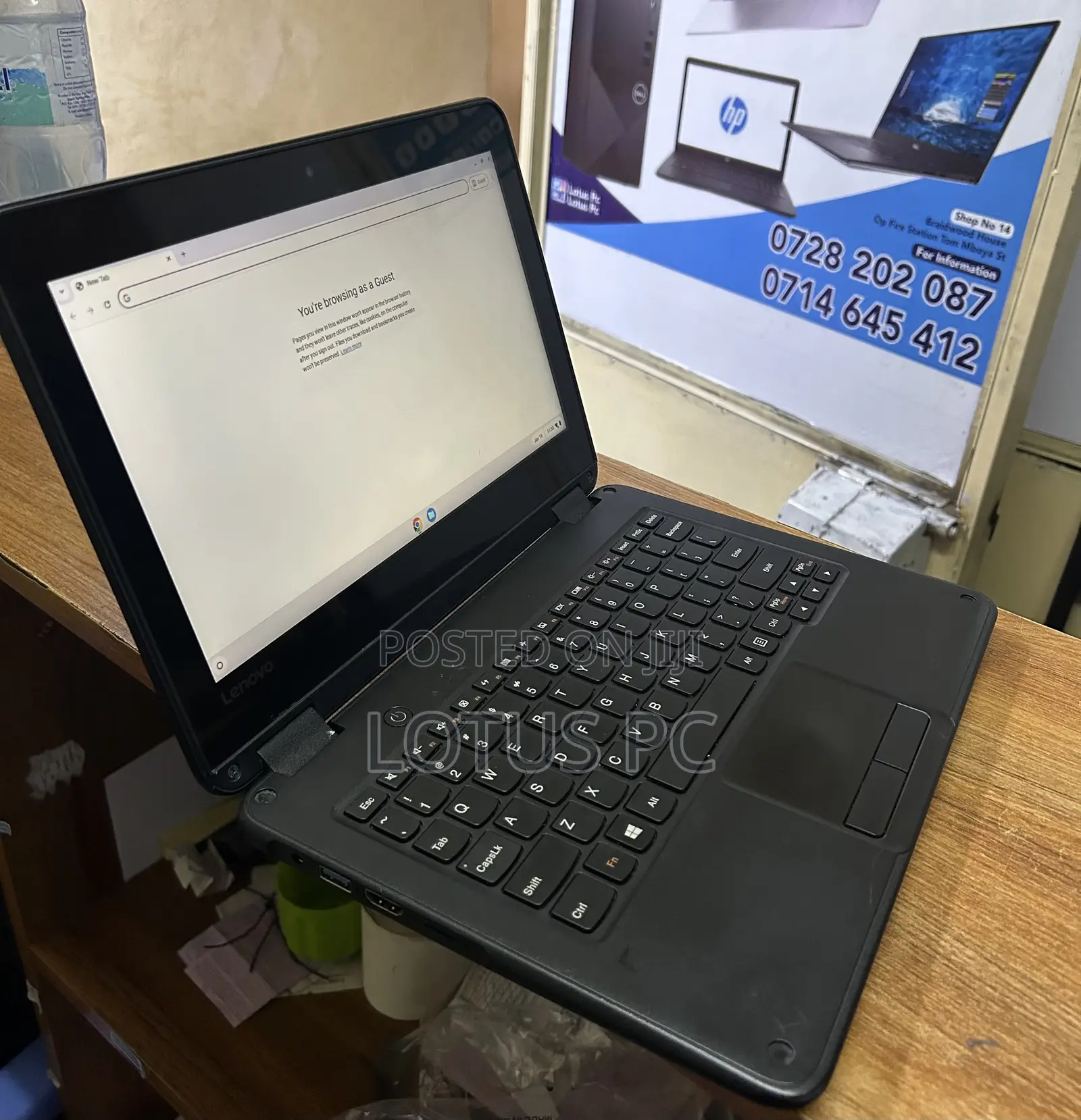 Laptop Lenovo 300e 4GB Intel Celeron SSD 128GB