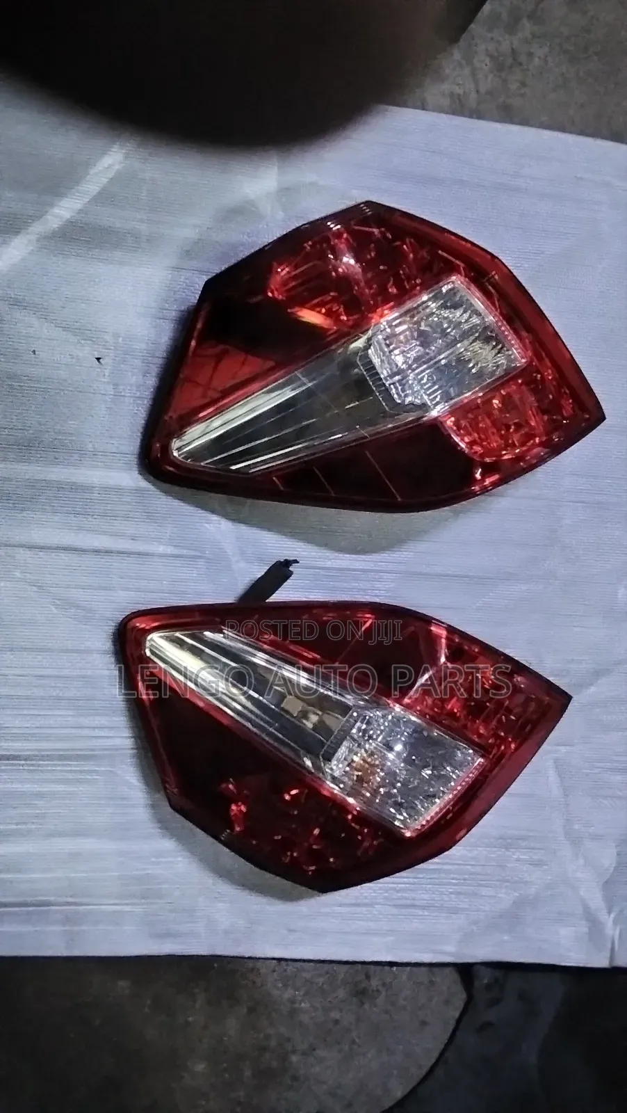 Honda Fit Shuttle 2012 Taillights