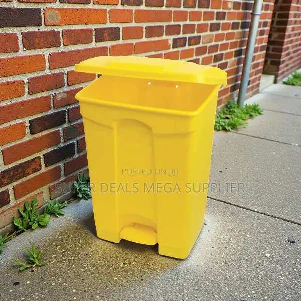 Home and Commercial 30 Litres Hard Plastic Step Pedal Waste Dust Bin