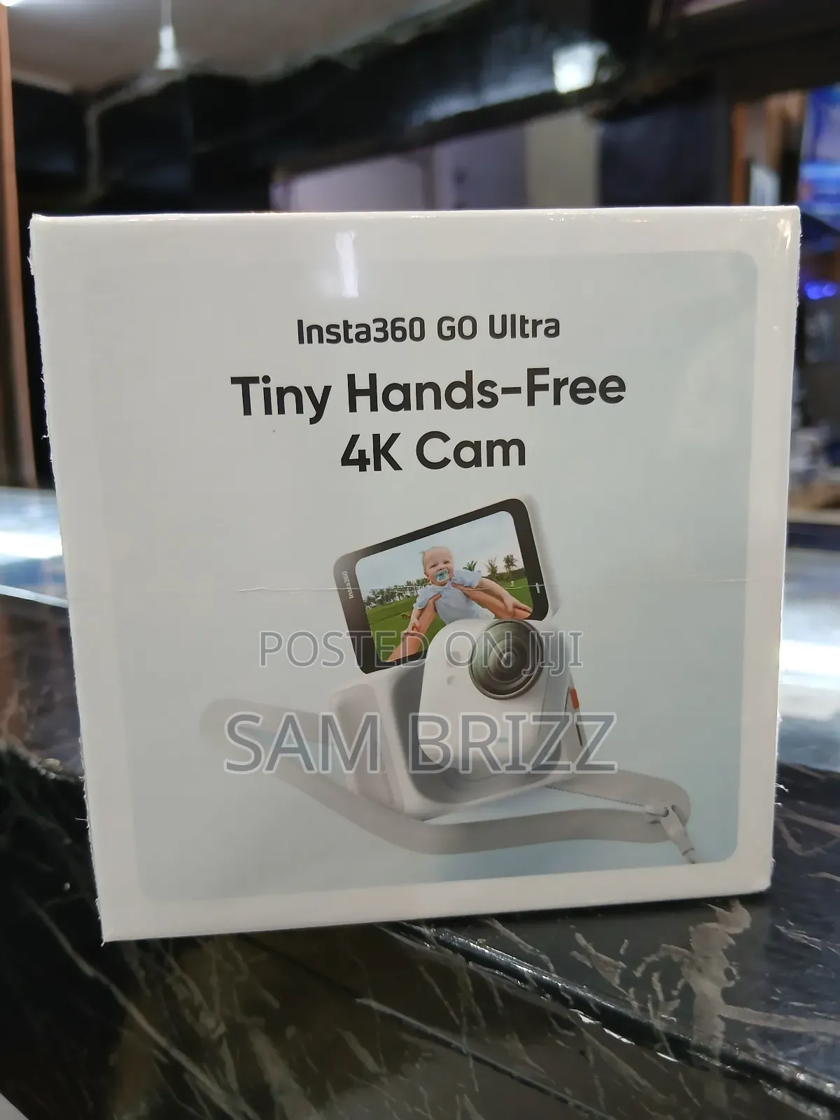 Insta360 Go Ultra Tiny Hands-Free Cam