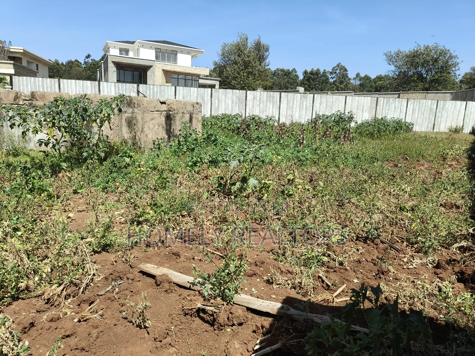 Quarter Acre Red Soil Plot in Kerarapon Drive, Ngong. Gated Plot