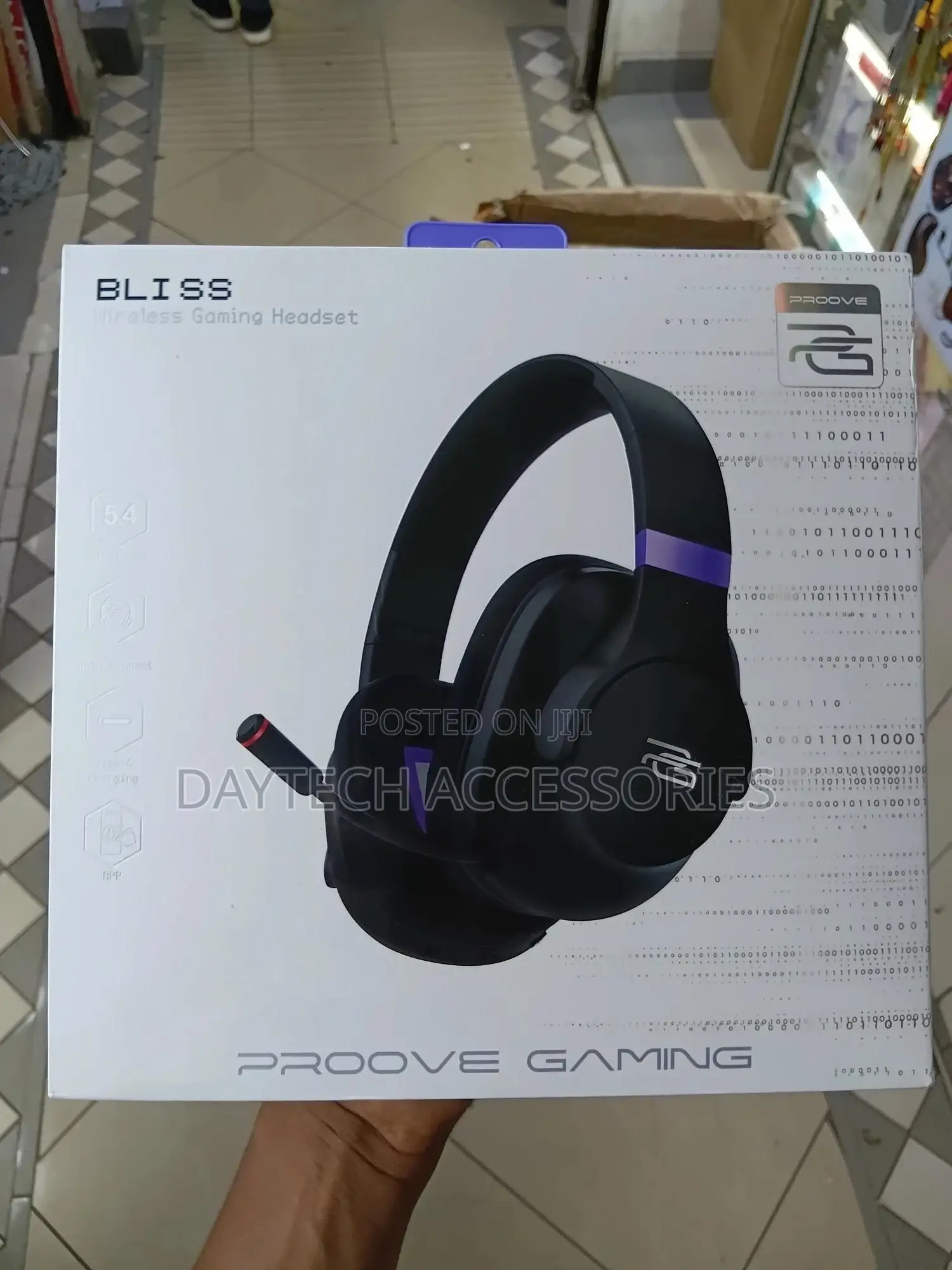 This Is a Proove Gaming Bliss Pro Wireless Gaming Headset.