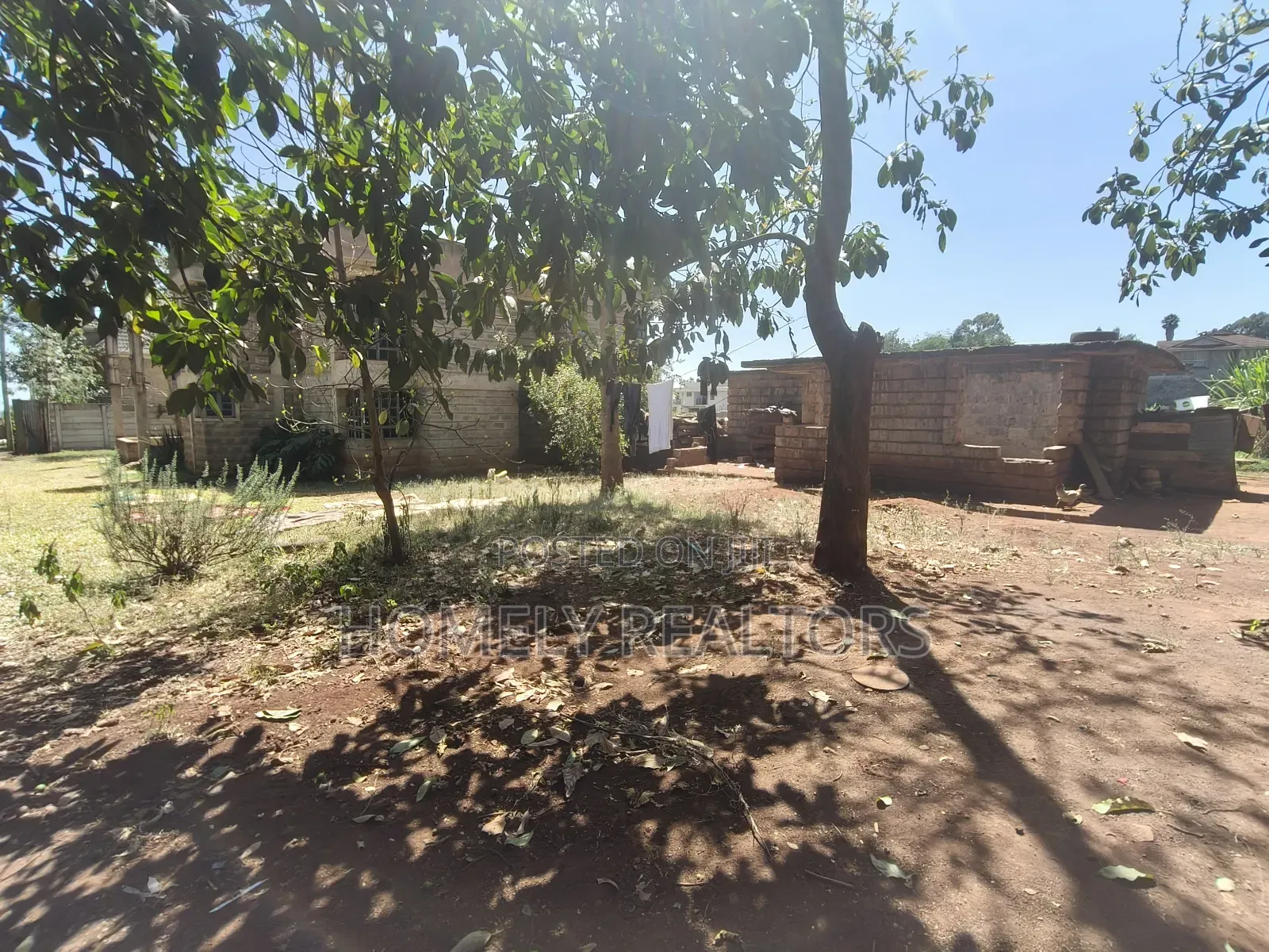 Quarter Acre Plot in Kerarapon Drive With Incomplete 4-BDRM Maisonette