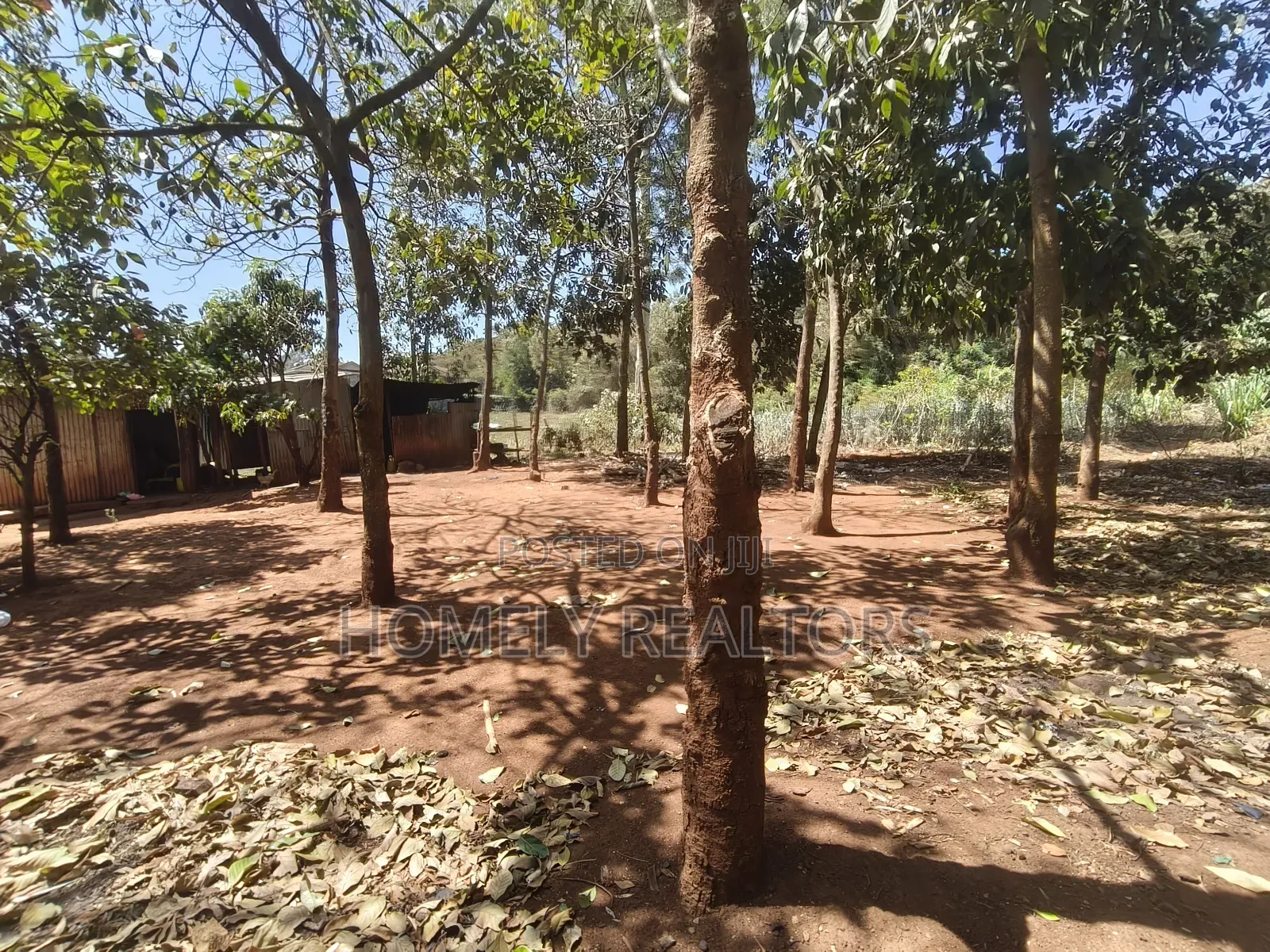 Quarter Acre Plot in Kerarapon Drive With Incomplete 4-BDRM Maisonette