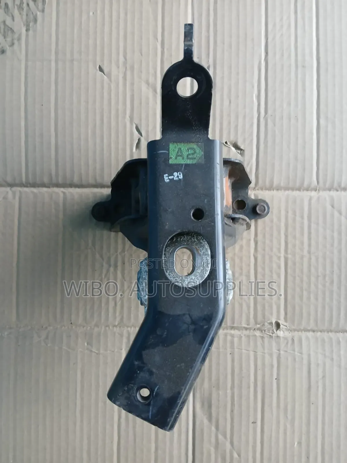 Toyota Vitz Jewela Gearbox Mount.